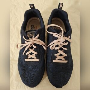 Navy lace skechers